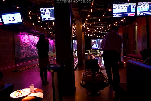 Holiday preview Bowlmor-10