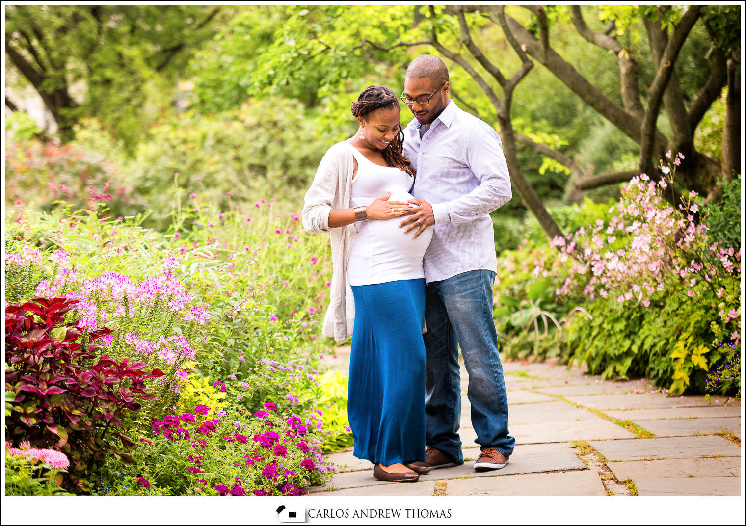 maternity,family,portrait,session,new york,brooklyn,black couple,english garden